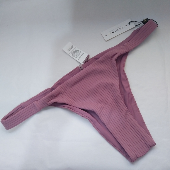 VITAMIN A
ROSE RIB CARMEN BOTTOM - Picture 2 of 7